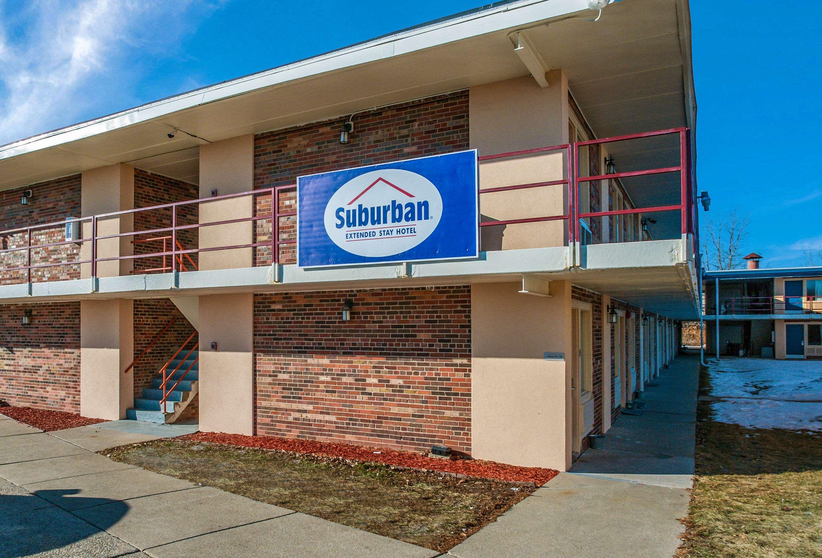 Suburban Studios Neenah-Appleton Exterior foto